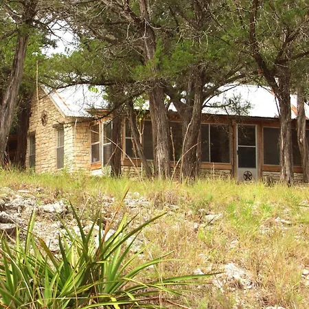 Charming Blanco Riverfront Cottage